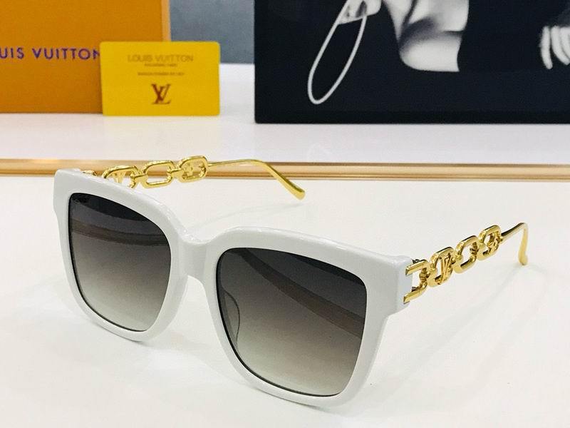 LV Sunglasses 582